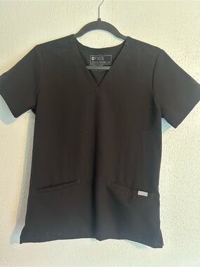 FIGS Black V-Neck Technical Scrub Top